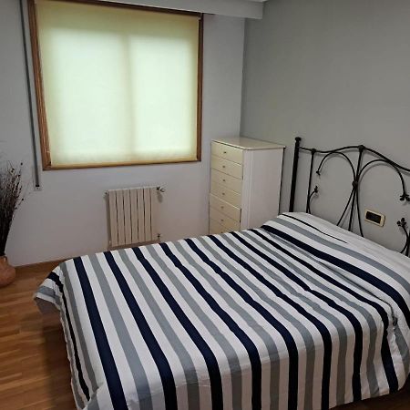 Piso Millenium Apartment Ourense Bagian luar foto