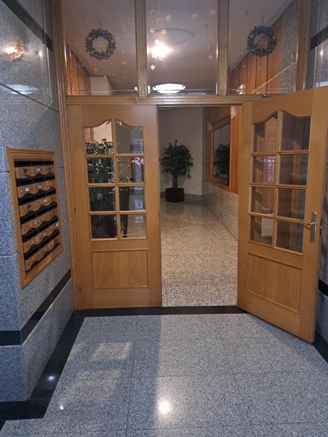 Piso Millenium Apartment Ourense Bagian luar foto