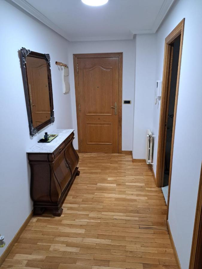 Piso Millenium Apartment Ourense Bagian luar foto